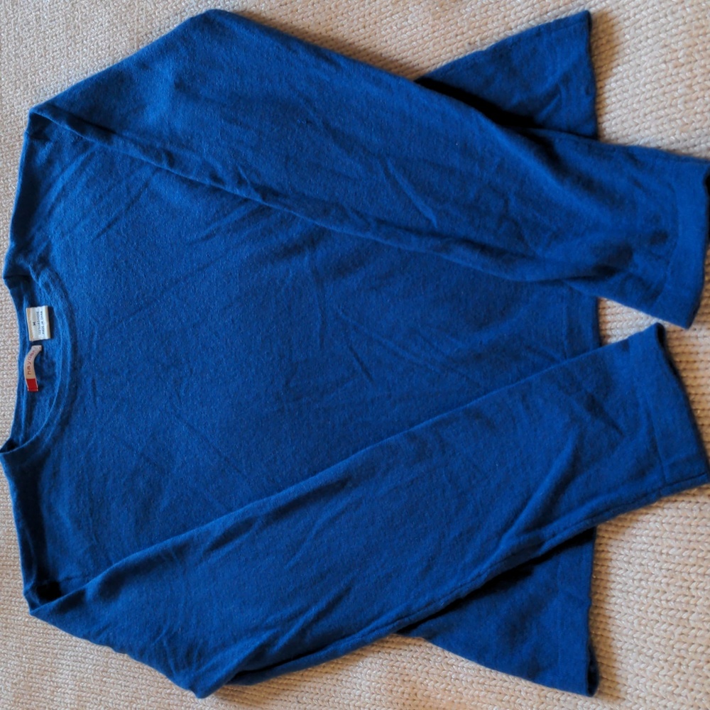 Hayden 100 percent cashmere sweater, Size M, EUC deep Blue, light weight , - Picture 1 of 6